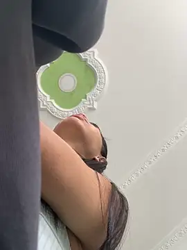 JuliaaVega online show from 03-09-26, 12:53