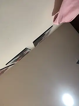 JuliaaVega online show from 04-16-26, 11:44