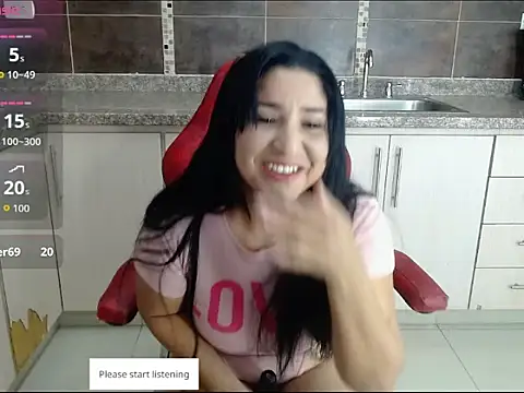 Snapshot of Miia_Rosee_ chatting on 06-26-26, 11:53 Miia Rosee online show from 06-26-26, 11:53