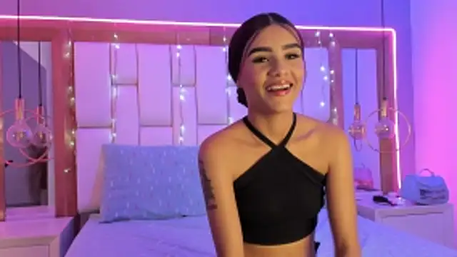 Snapshot of StefanyCondia chatting on 02-11-26, 06:02 StefanyCondia online show from 02-11-26, 06:02