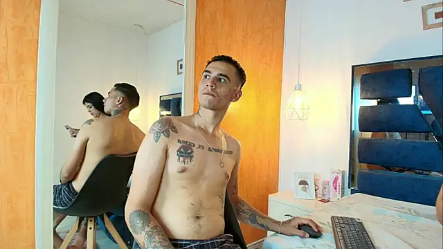 Irina and Max online show from 04-04-26, 08:17