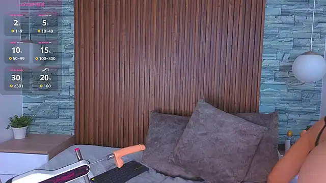 Snapshot of vicky_grey chatting on 02-12-26, 12:11 vicky grey online show from 02-12-26, 12:11