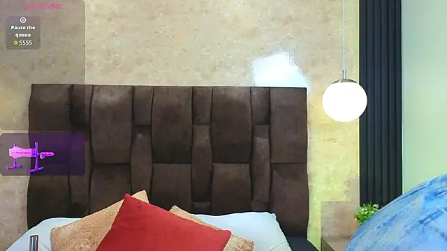 Snapshot of vicky_grey chatting on 02-25-26, 12:26 vicky grey online show from 02-25-26, 12:26