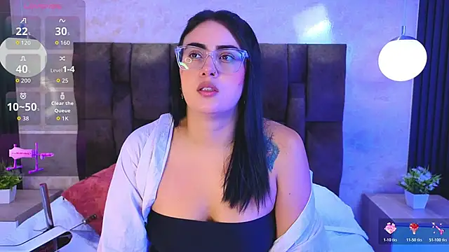 Snapshot of vicky_grey chatting on 04-22-26, 12:18 vicky grey online show from 04-22-26, 12:18