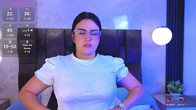 Snapshot of vicky_grey chatting on 06-01-26, 12:40 vicky grey online show from 06-01-26, 12:40