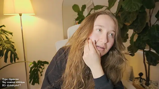 Snapshot of Scarlett_NoirMuse chatting on 02-23-26, 08:39 Scarlett NoirMuse online show from 02-23-26, 08:39