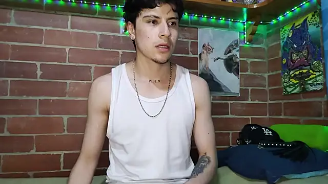 Snapshot of PaulDamico chatting on 04-18-26, 11:49 PaulDamico online show from 04-18-26, 11:49