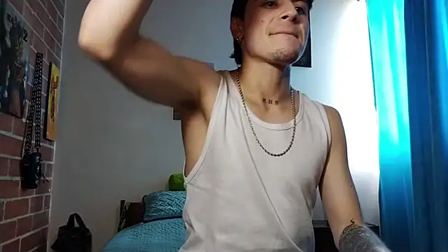 Snapshot of PaulDamico chatting on 05-20-26, 03:51 PaulDamico online show from 05-20-26, 03:51