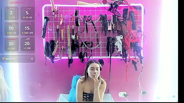 Slave Melany bdsm online show from 03-02-26, 07:32