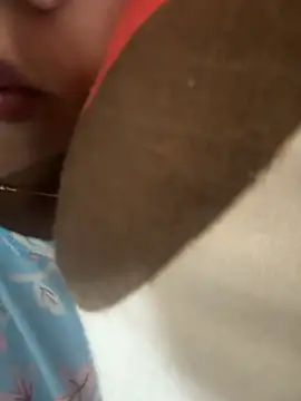 Snapshot of Real_Roma chatting on 02-17-26, 12:23 Real Roma online show from 02-17-26, 12:23