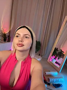 Snapshot of AmeliaWeells chatting on 02-24-26, 04:10 AmeliaWeells online show from 02-24-26, 04:10