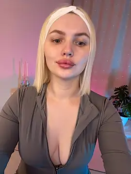 Snapshot of AmeliaWeells chatting on 02-28-26, 04:02 AmeliaWeells online show from 02-28-26, 04:02