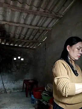 Nuna 689 online show from 03-06-26, 04:09