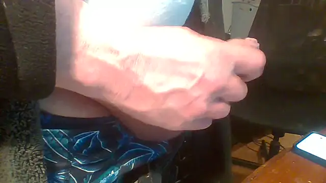 Snapshot of ludowrss chatting on 02-28-26, 05:19 ludowrss online show from 02-28-26, 05:19