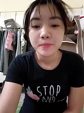 Pinks cool online show from 04-21-26, 12:34