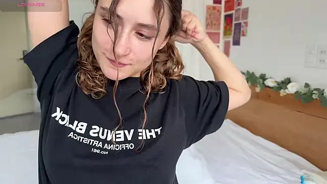 cutiemari online show from 04-12-26, 04:50