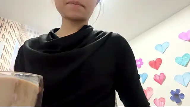 SweetMiaXO online show from 02-20-26, 11:00