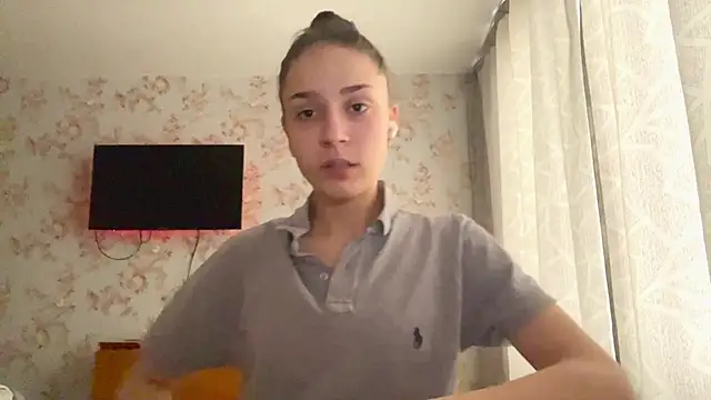 Snapshot of PagedLard chatting on 02-20-26, 07:32 PagedLard online show from 02-20-26, 07:32