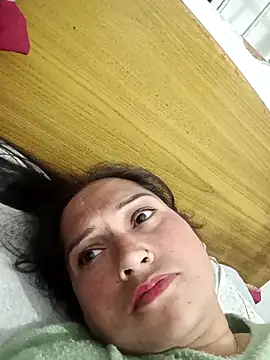 Snapshot of Cute-karisma1234 chatting on 02-14-26, 05:10 Cute-karisma1234 online show from 02-14-26, 05:10