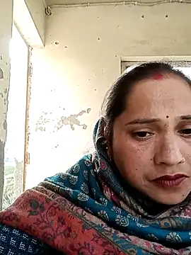 Snapshot of Cute-karisma1234 chatting on 02-24-26, 03:04 Cute-karisma1234 online show from 02-24-26, 03:04