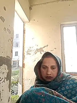 Snapshot of Cute-karisma1234 chatting on 03-01-26, 02:57 Cute-karisma1234 online show from 03-01-26, 02:57