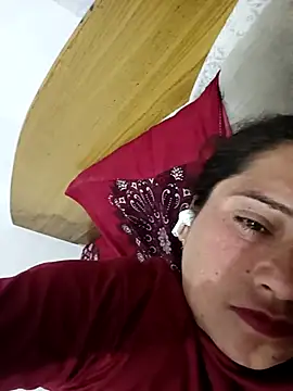 Snapshot of Cute-karisma1234 chatting on 03-01-26, 03:14 Cute-karisma1234 online show from 03-01-26, 03:14