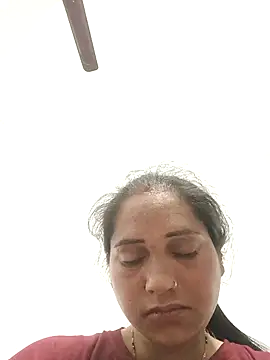 Snapshot of Cute-karisma1234 chatting on 03-02-26, 08:15 Cute-karisma1234 online show from 03-02-26, 08:15