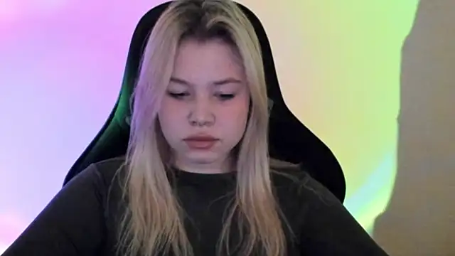 Lulu Di online show from 02-22-26, 02:13