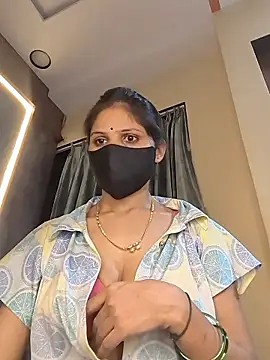 Cute shikaa online show from 04-28-26, 05:18