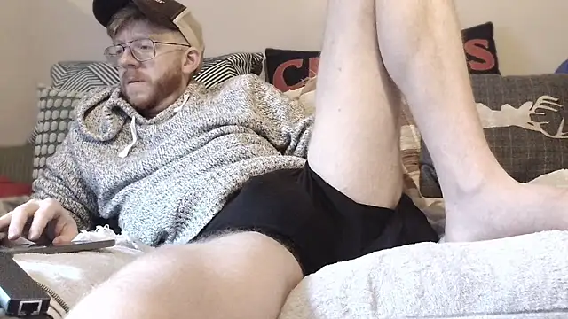 Snapshot of Gingerxl8 chatting on 02-21-26, 04:30 Gingerxl8 online show from 02-21-26, 04:30