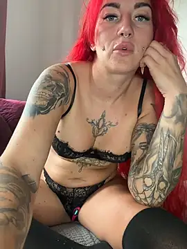 MrsRedFoxy online show from 07-06-26, 11:18
