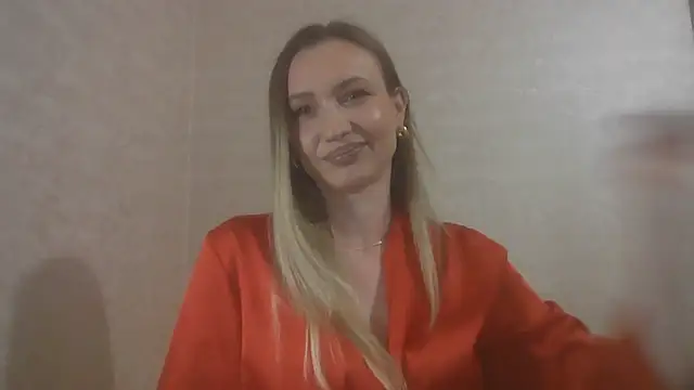 Snapshot of AureliaStar450 chatting on 02-11-26, 01:43 AureliaStar450 online show from 02-11-26, 01:43