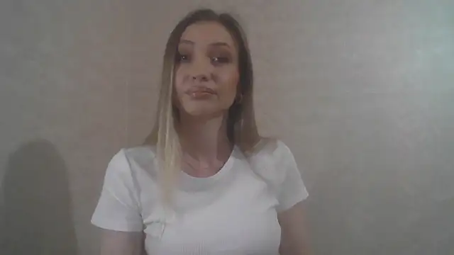 Snapshot of AureliaStar450 chatting on 02-12-26, 11:00 AureliaStar450 online show from 02-12-26, 11:00