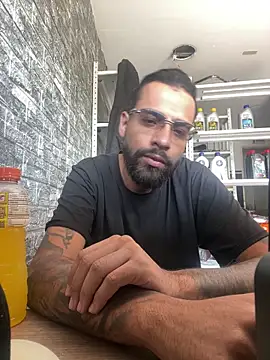 austin Dark online show from 02-04-26, 04:35