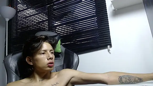 Snapshot of Didi_hard chatting on 02-03-26, 08:14 Didi hard online show from 02-03-26, 08:14