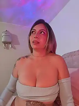 Snapshot of BellaDonna_16 chatting on 02-15-26, 02:08 BellaDonna 16 online show from 02-15-26, 02:08