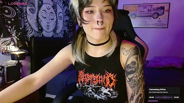 Snapshot of neena_nyx_ chatting on 01-31-26, 11:58 neena nyx online show from 01-31-26, 11:58