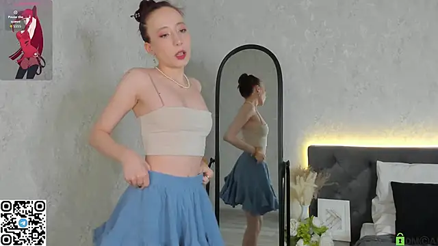 Snapshot of Lea_much chatting on 02-24-26, 02:20 Lea much online show from 02-24-26, 02:20