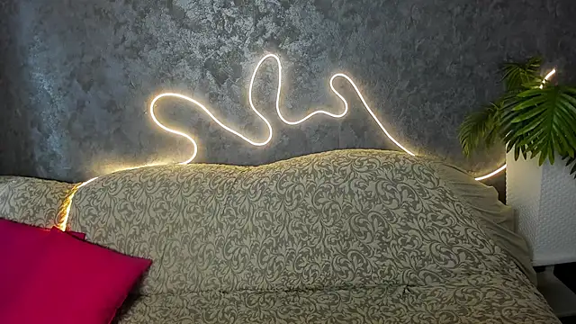 Dream Olivia online show from 03-31-26, 02:13