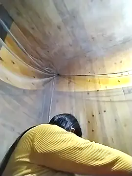 Snapshot of kussecka chatting on 02-01-26, 12:37 kussecka online show from 02-01-26, 12:37