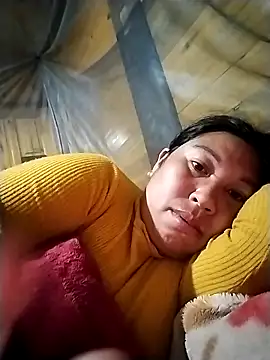 Snapshot of kussecka chatting on 02-19-26, 01:12 kussecka online show from 02-19-26, 01:12