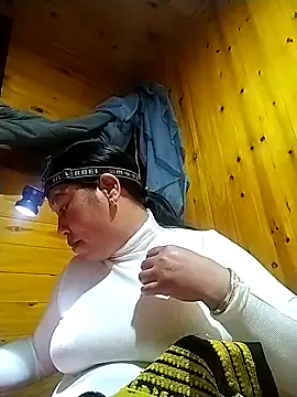 Snapshot of kussecka chatting on 02-28-26, 12:28 kussecka online show from 02-28-26, 12:28