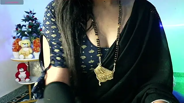 Snapshot of oo_yes_bhabhi chatting on 06-10-26, 06:23 oo yes bhabhi online show from 06-10-26, 06:23