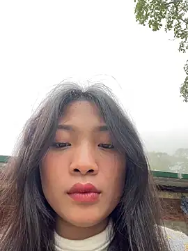 Snapshot of Lyn-be99 chatting on 02-14-26, 03:25 Lyn-be99 online show from 02-14-26, 03:25