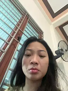 Snapshot of Lyn-be99 chatting on 02-16-26, 12:29 Lyn-be99 online show from 02-16-26, 12:29