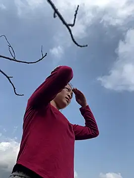 Snapshot of Lyn-be99 chatting on 02-26-26, 03:49 Lyn-be99 online show from 02-26-26, 03:49