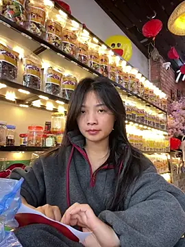 Lyn-be99 online show from 03-16-26, 08:40