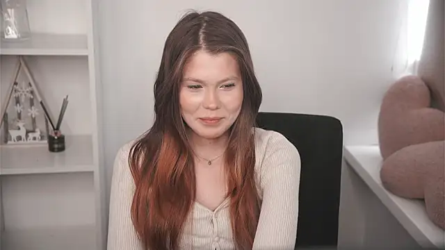 Snapshot of MarnieWootan chatting on 03-02-26, 05:30 MarnieWootan online show from 03-02-26, 05:30