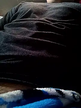 Snapshot of Ryzca chatting on 01-19-26, 02:32 Ryzca online show from 01-19-26, 02:32