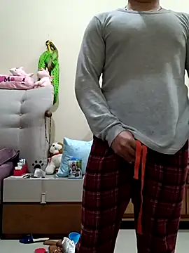 Snapshot of Ryzca chatting on 02-08-26, 02:37 Ryzca online show from 02-08-26, 02:37